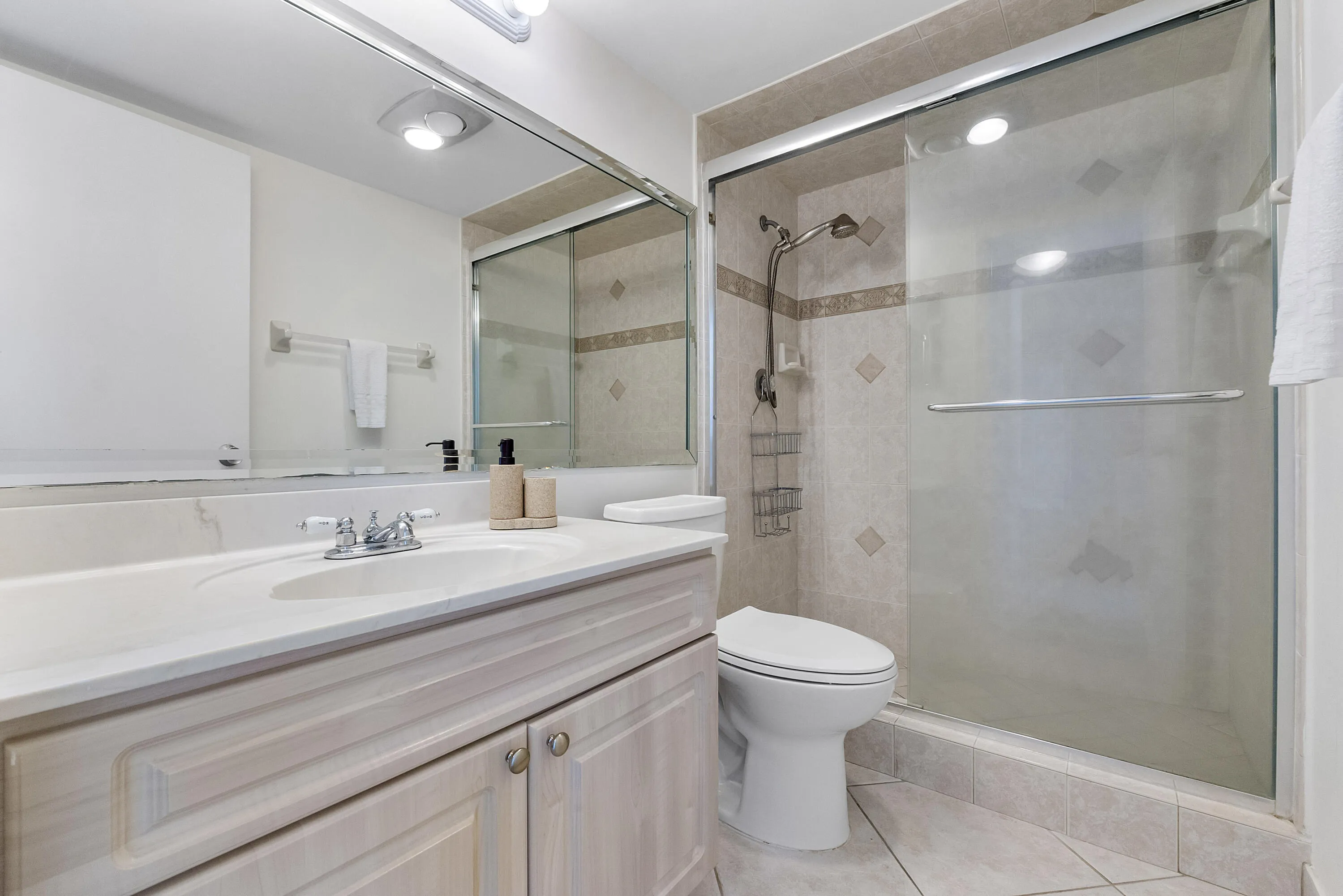 10777 W Sample Rd u918_004