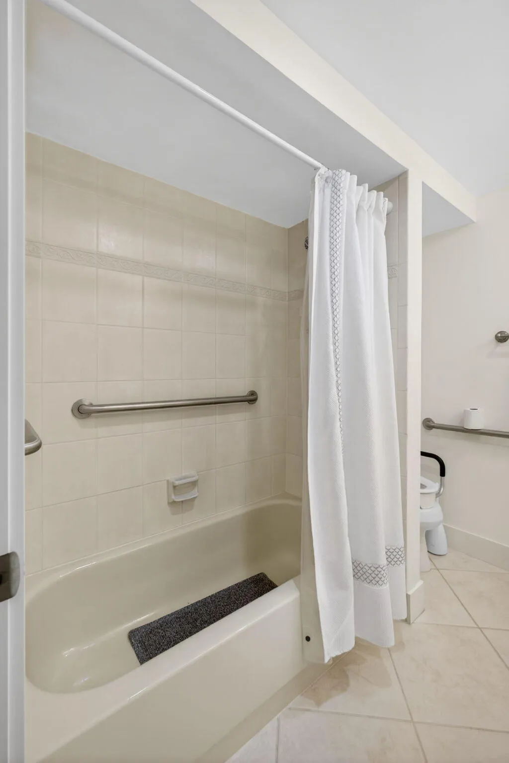 32-web-or-mls-5D1A3143