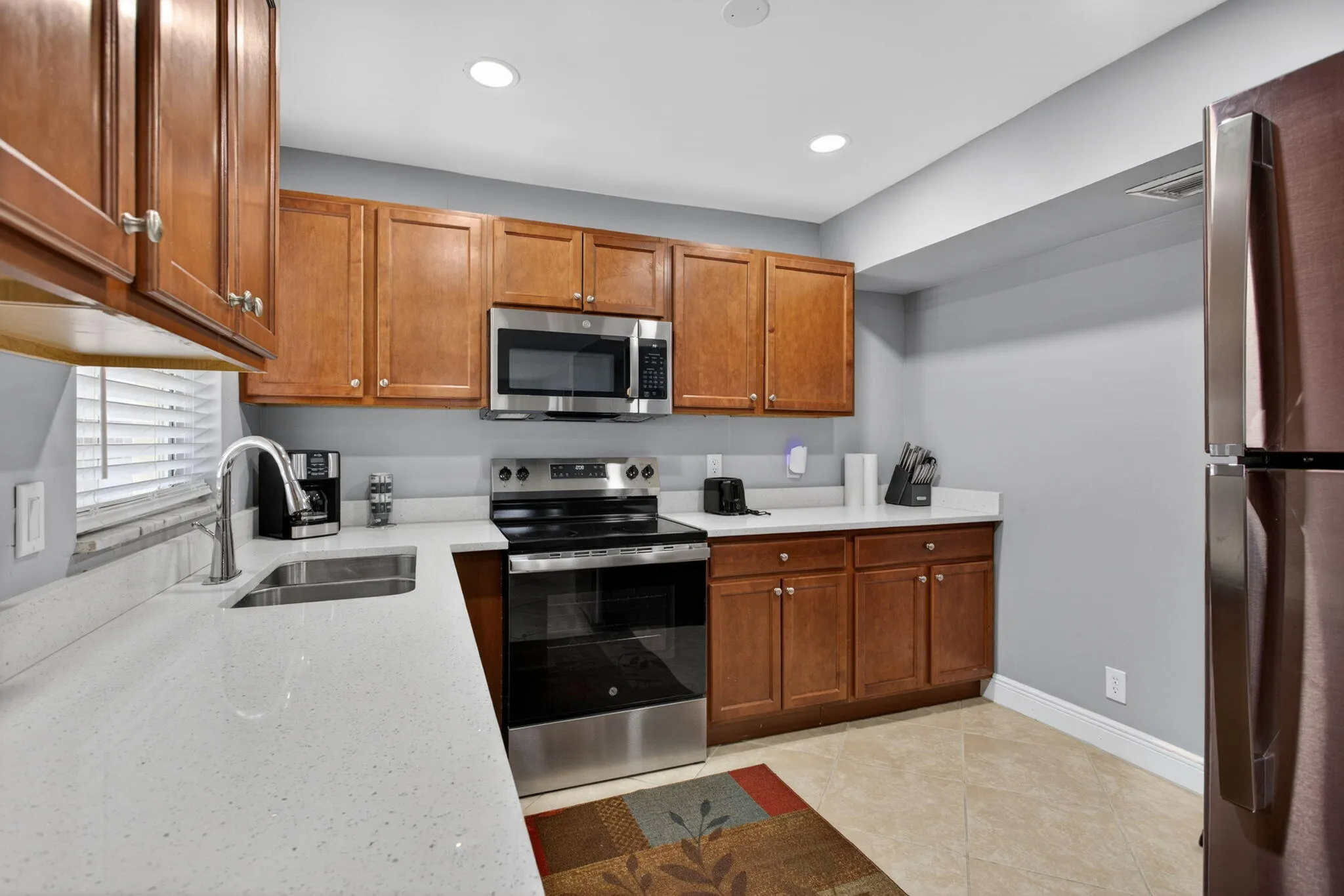 10-web-or-mls-2004-6323