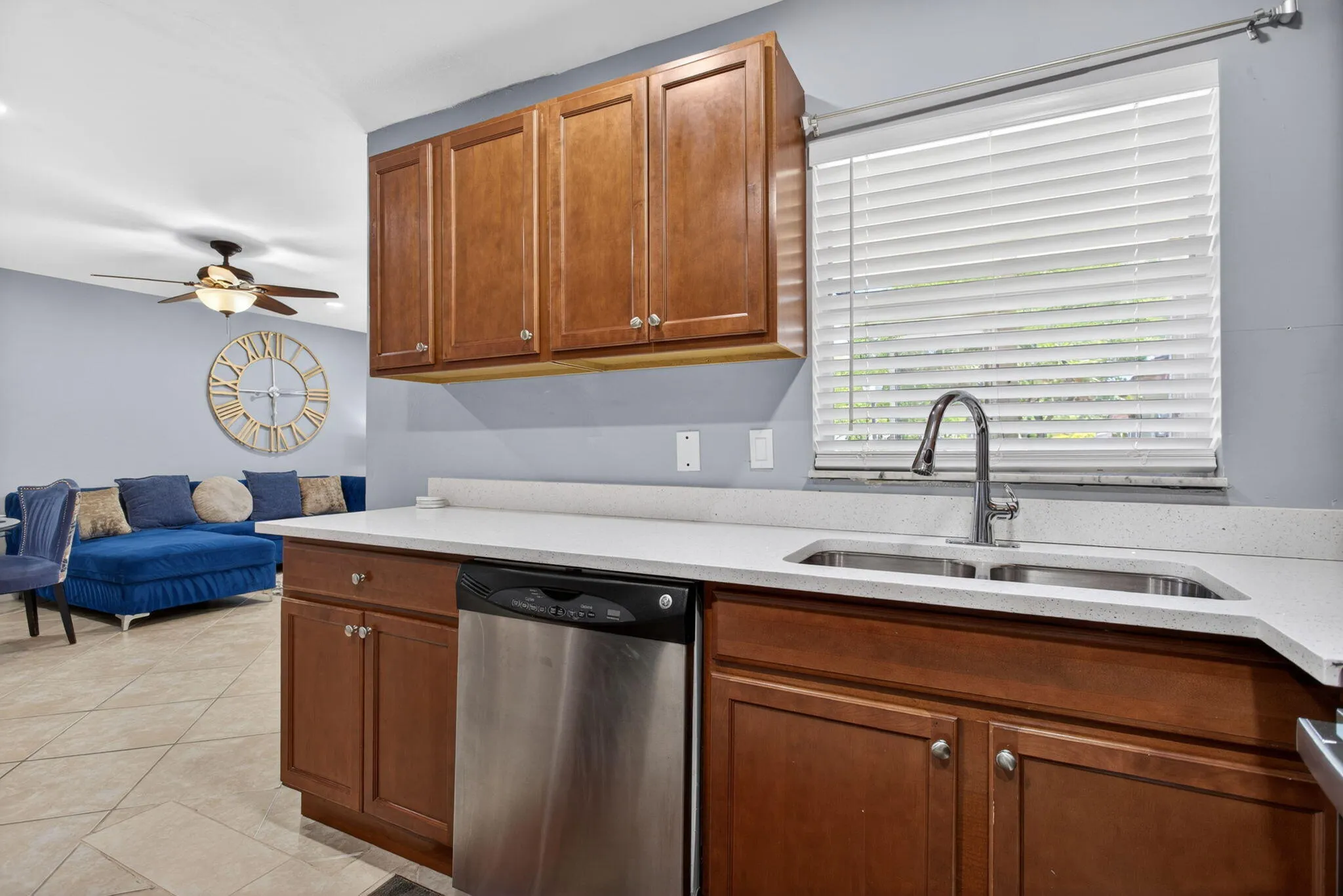 12-web-or-mls-2004-6333