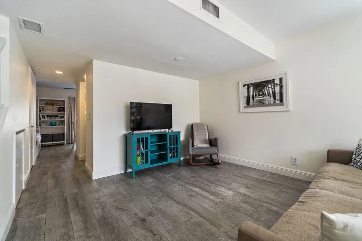 6343 Riverwalk #3