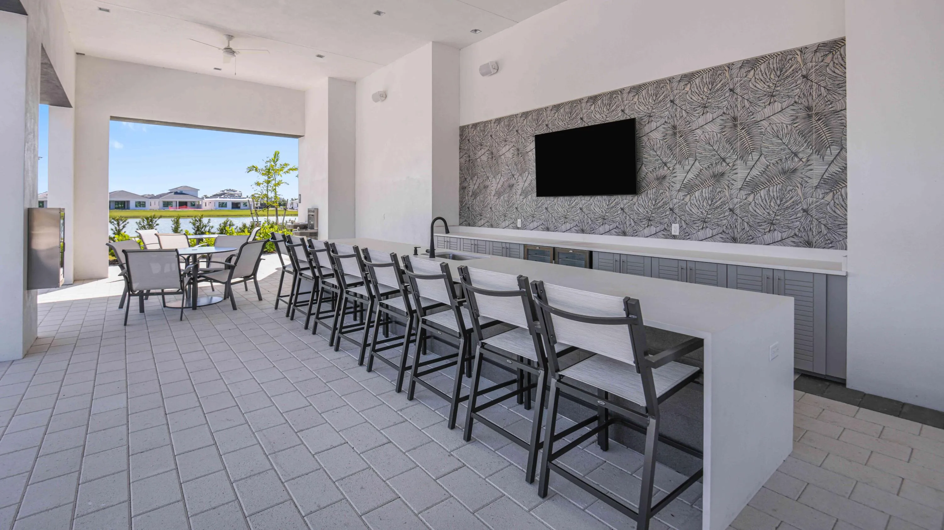 Cresswind-at-Palm-Beach-Pavilion-Buildin