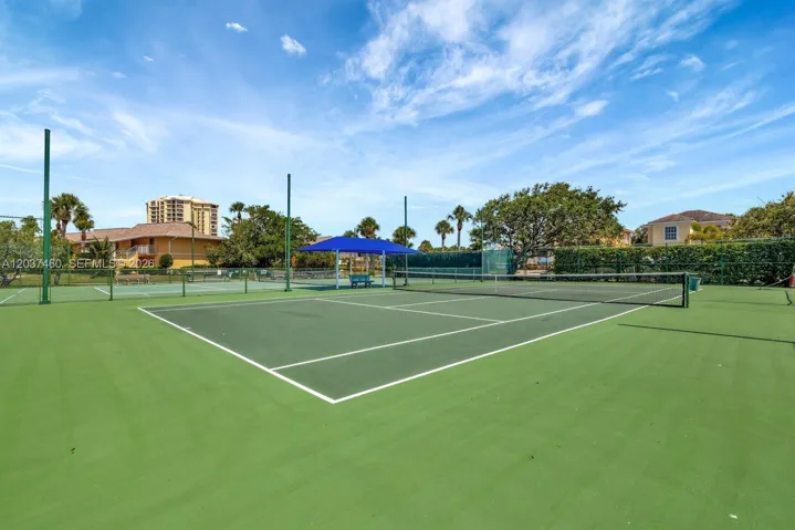 Tennis
