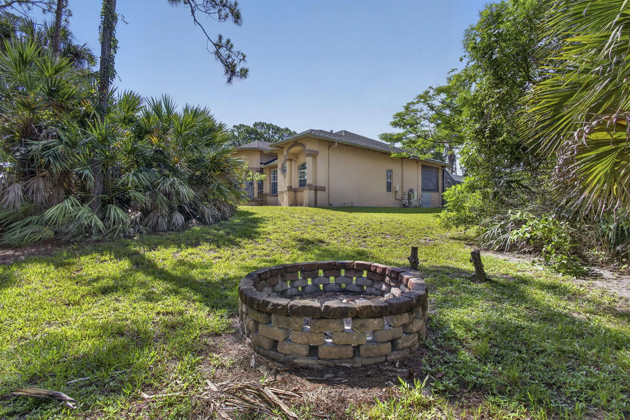 Property photo 44