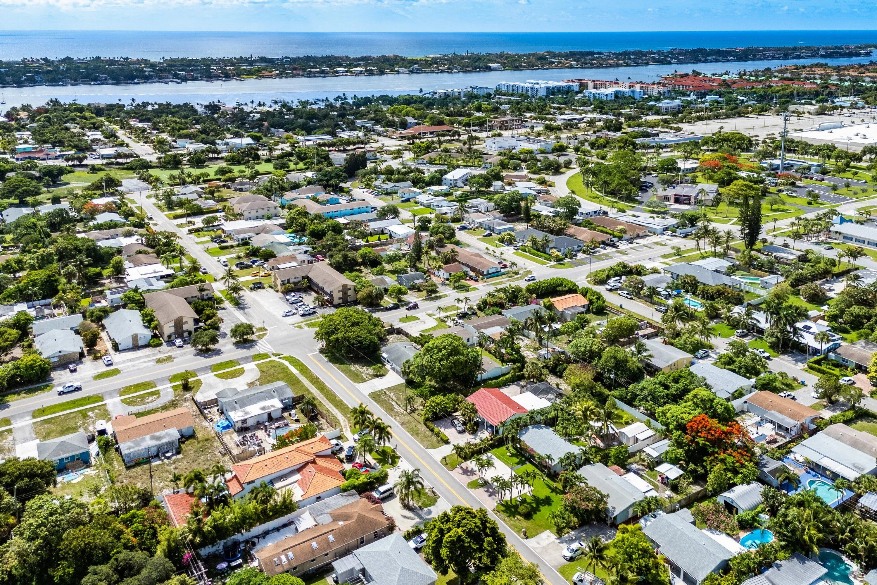 041-707SouthBroadway-Lantana-FL-33462-SM