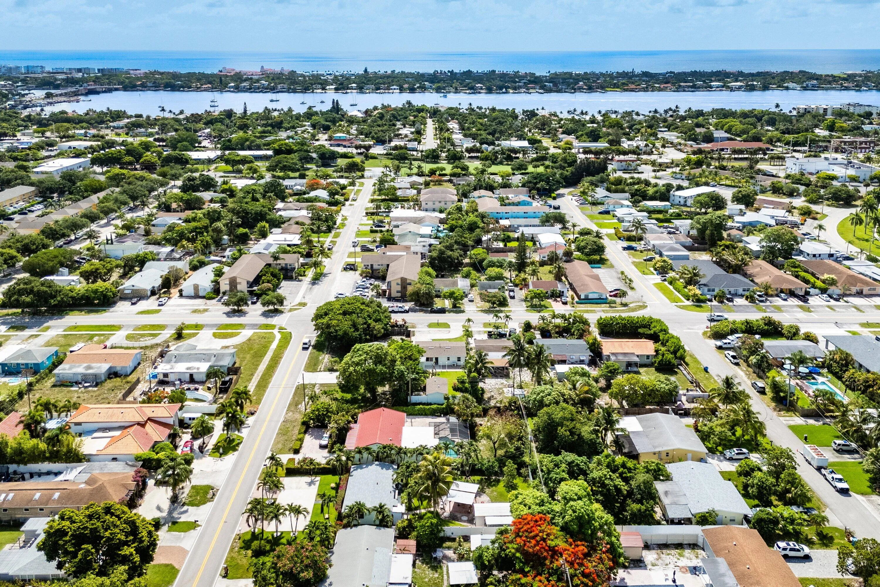 039-707SouthBroadway-Lantana-FL-33462-SM