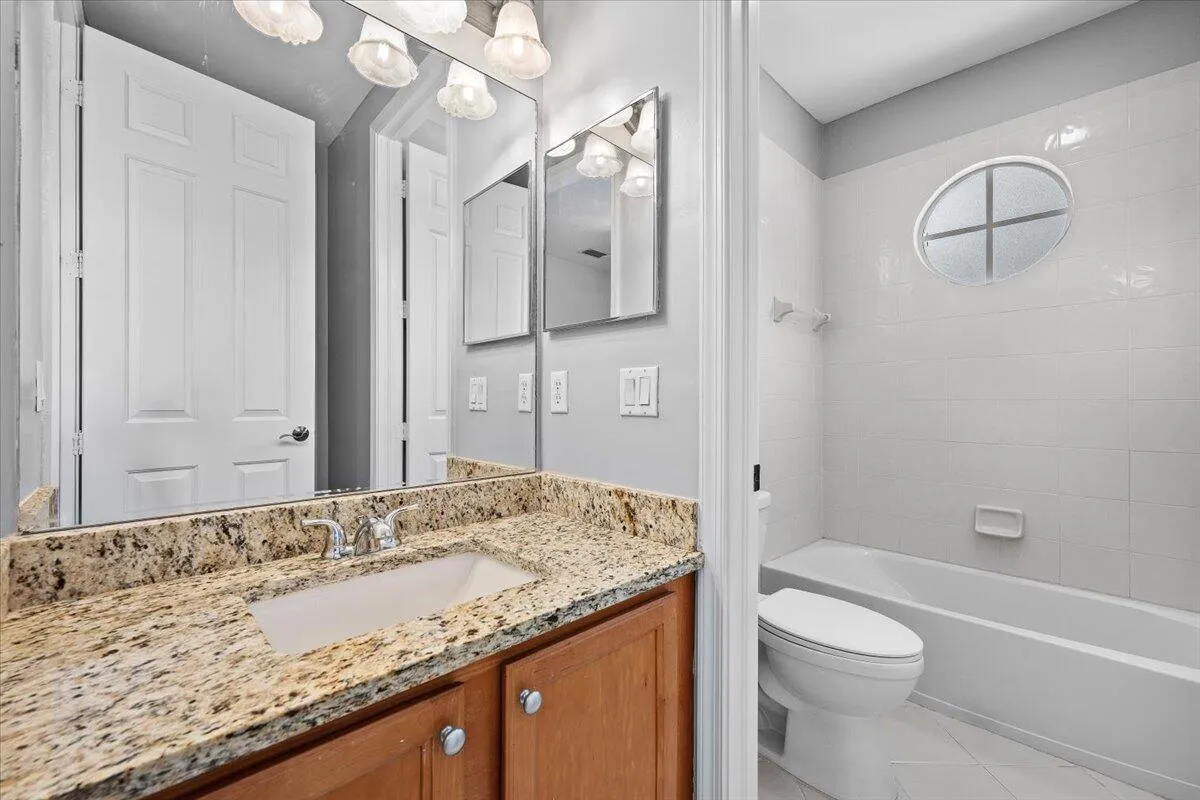 2nd Bathroom