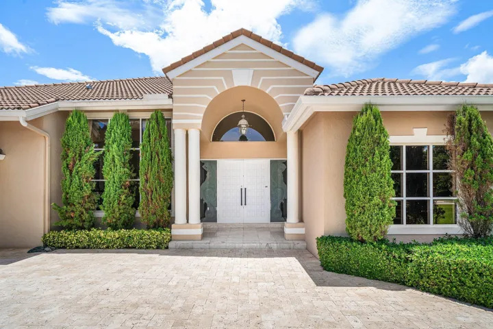 007-1697MayacooLakesBoulevard-WestPalmBe