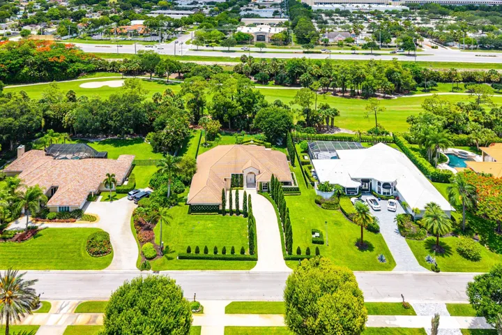 068-1697MayacooLakesBoulevard-WestPalmBe