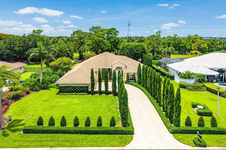 064-1697MayacooLakesBoulevard-WestPalmBe