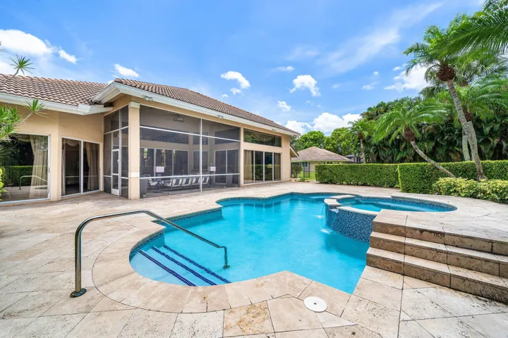 049-1697MayacooLakesBoulevard-WestPalmBe