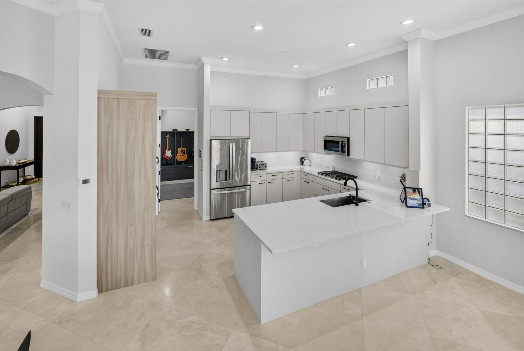 23-web-or-mls-5D1A1134