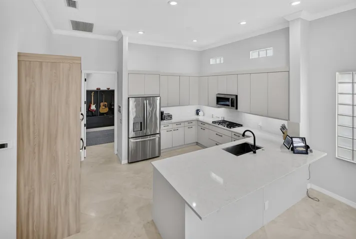 22-web-or-mls-5D1A1128