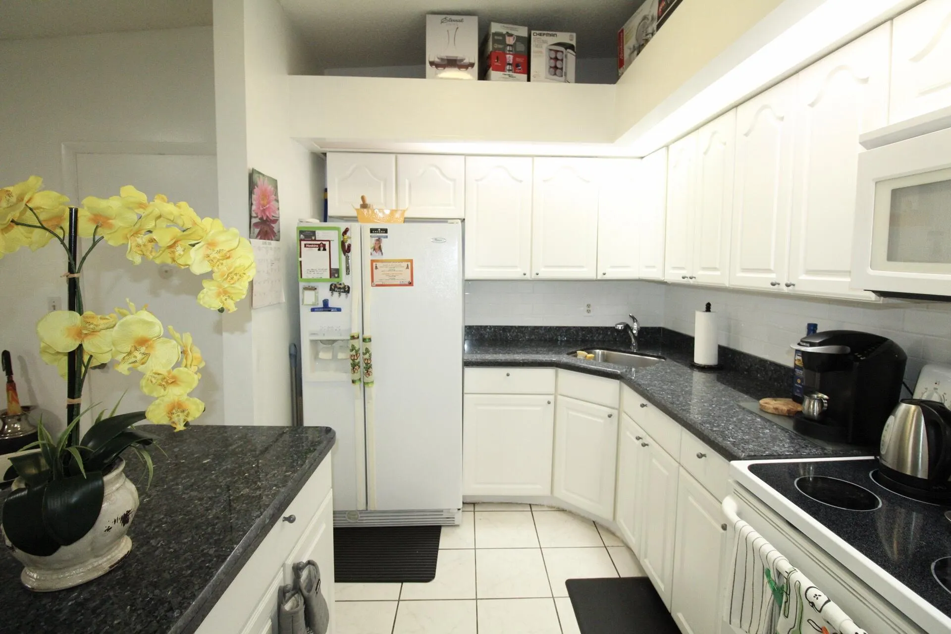 KITCHEN 1