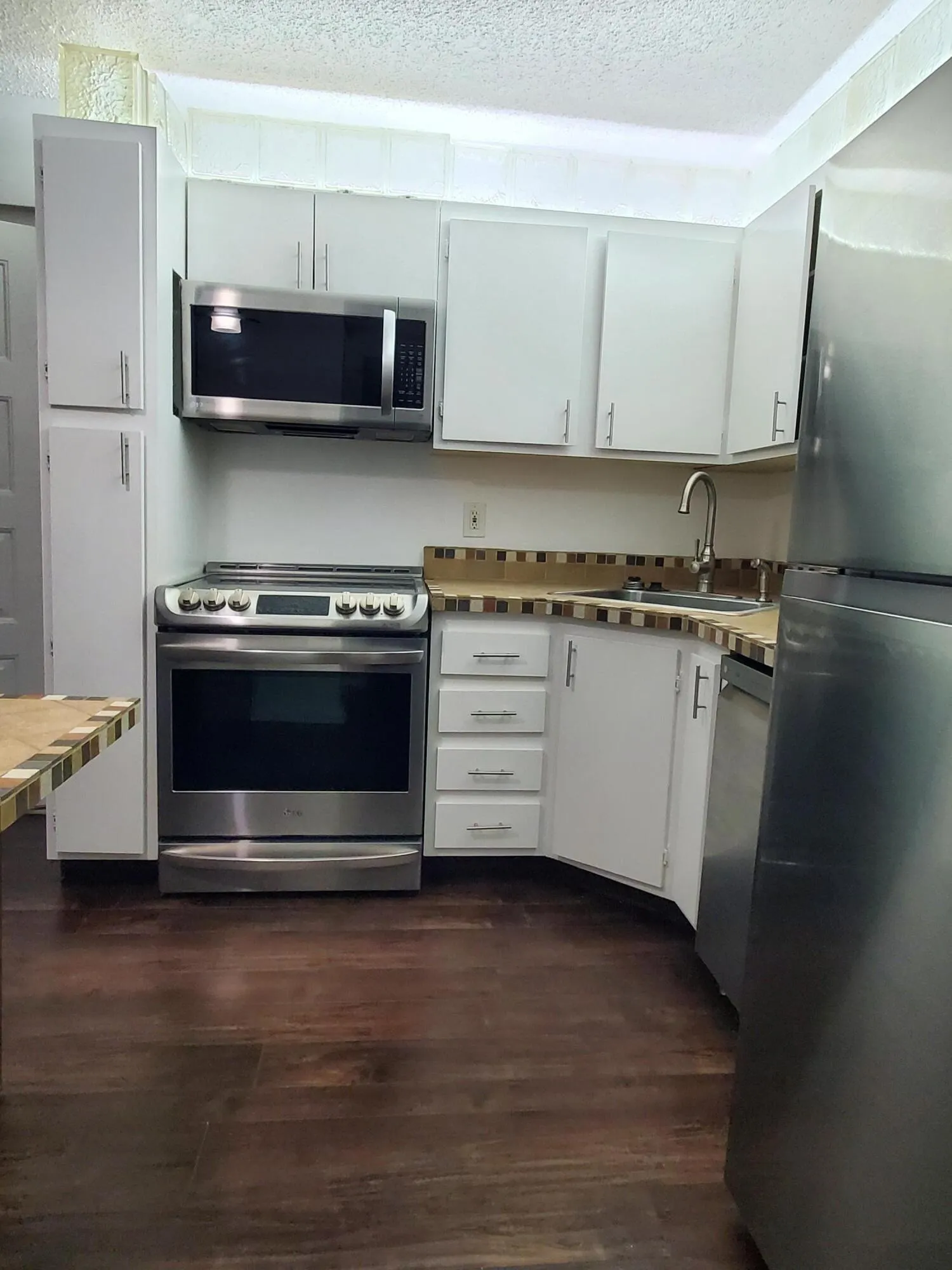 Kitchen (1)