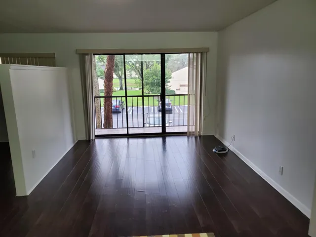 Living room & Patio