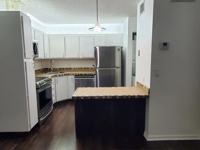 Kitchen (2)