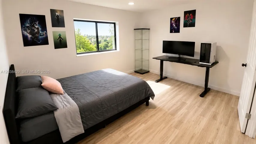 2nd Bedroom