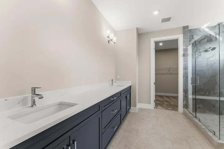 Stock photos represent builder's floorplan