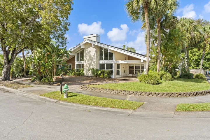 3870 N 31st Terrace Hollywood, FL-58