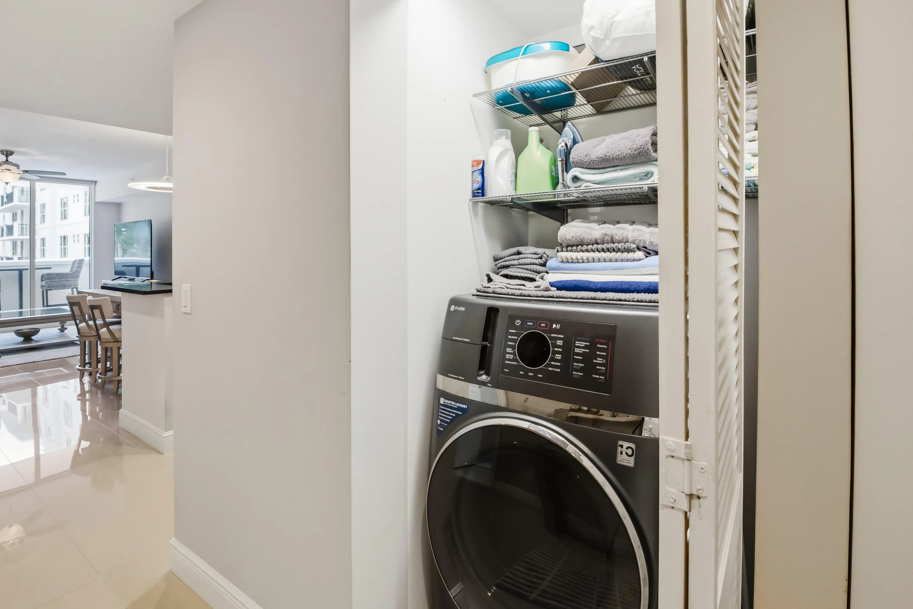 20260615-01-101 SE 20th Ave Unit 201, De