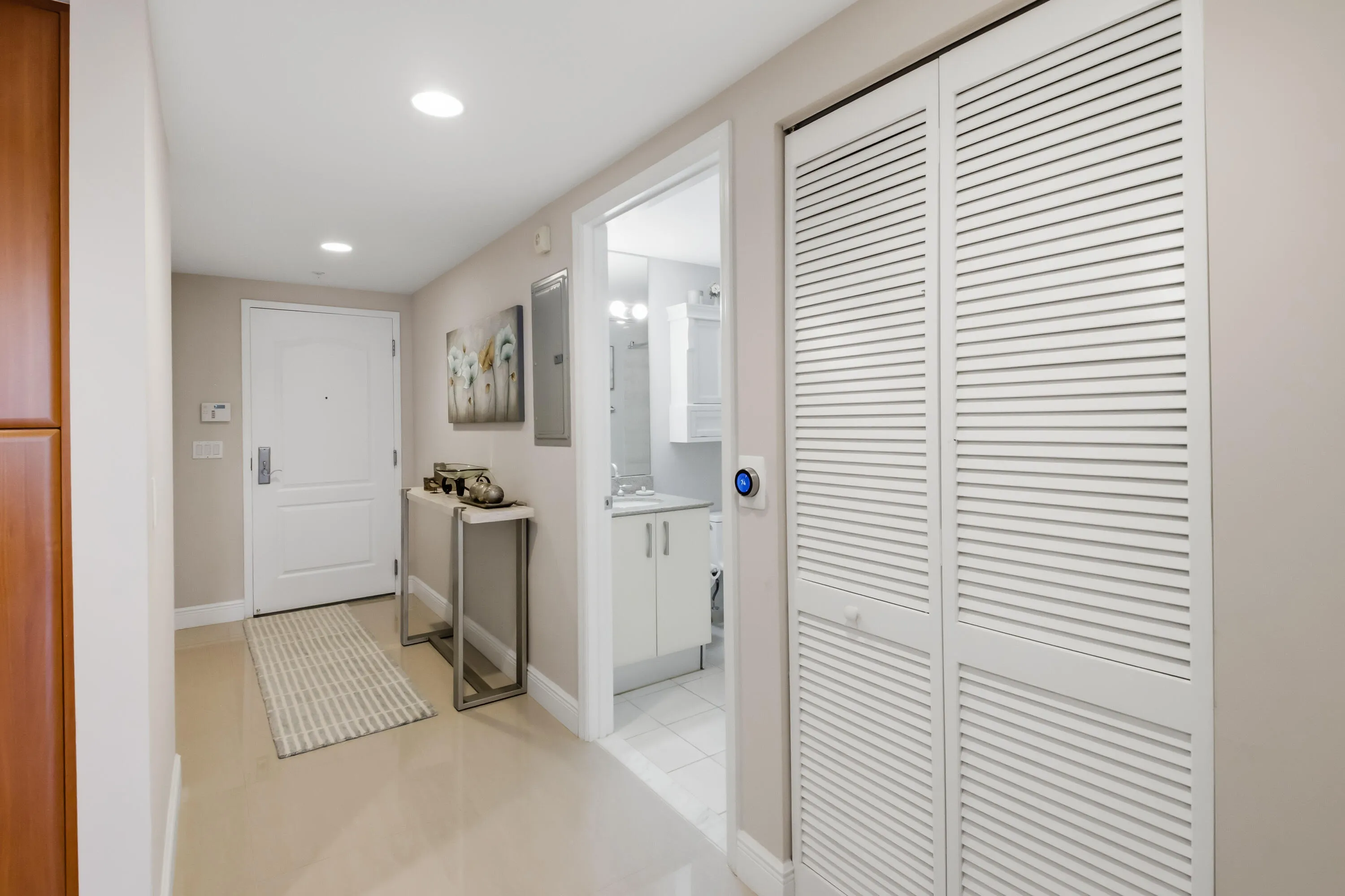 20260615-01-101 SE 20th Ave Unit 201, De