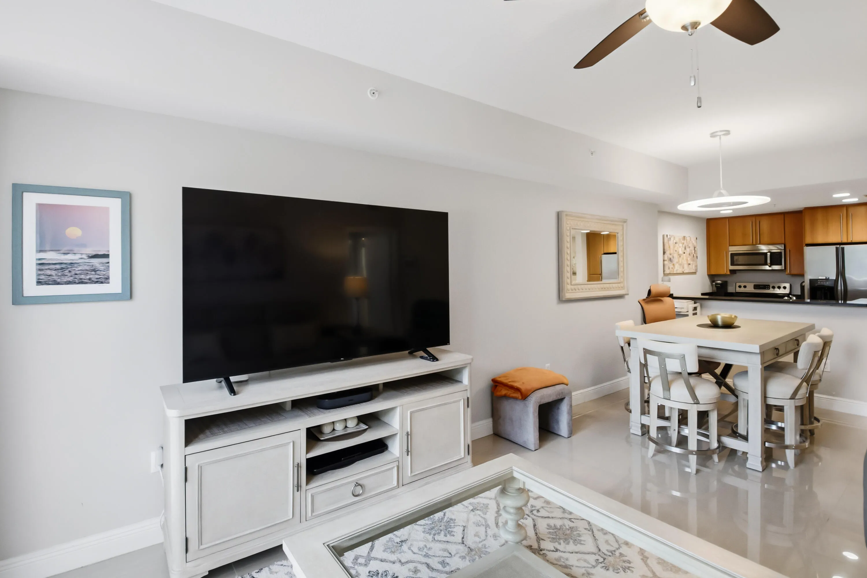 20260615-01-101 SE 20th Ave Unit 201, De