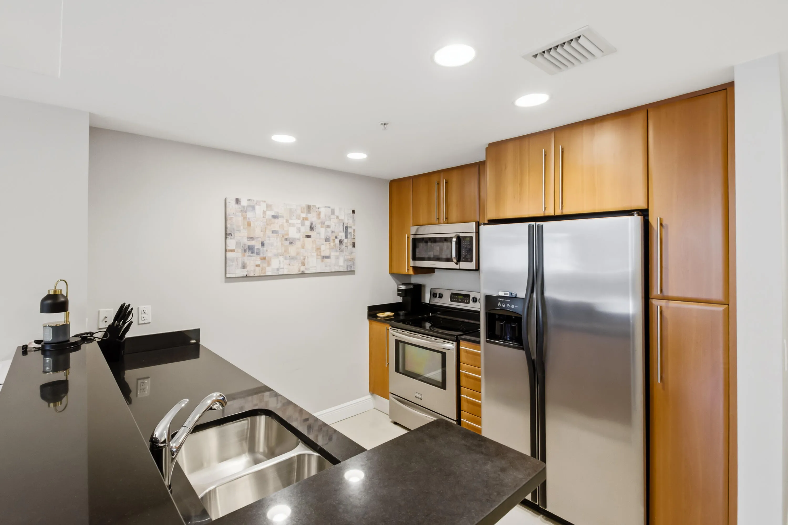 20260615-01-101 SE 20th Ave Unit 201, De