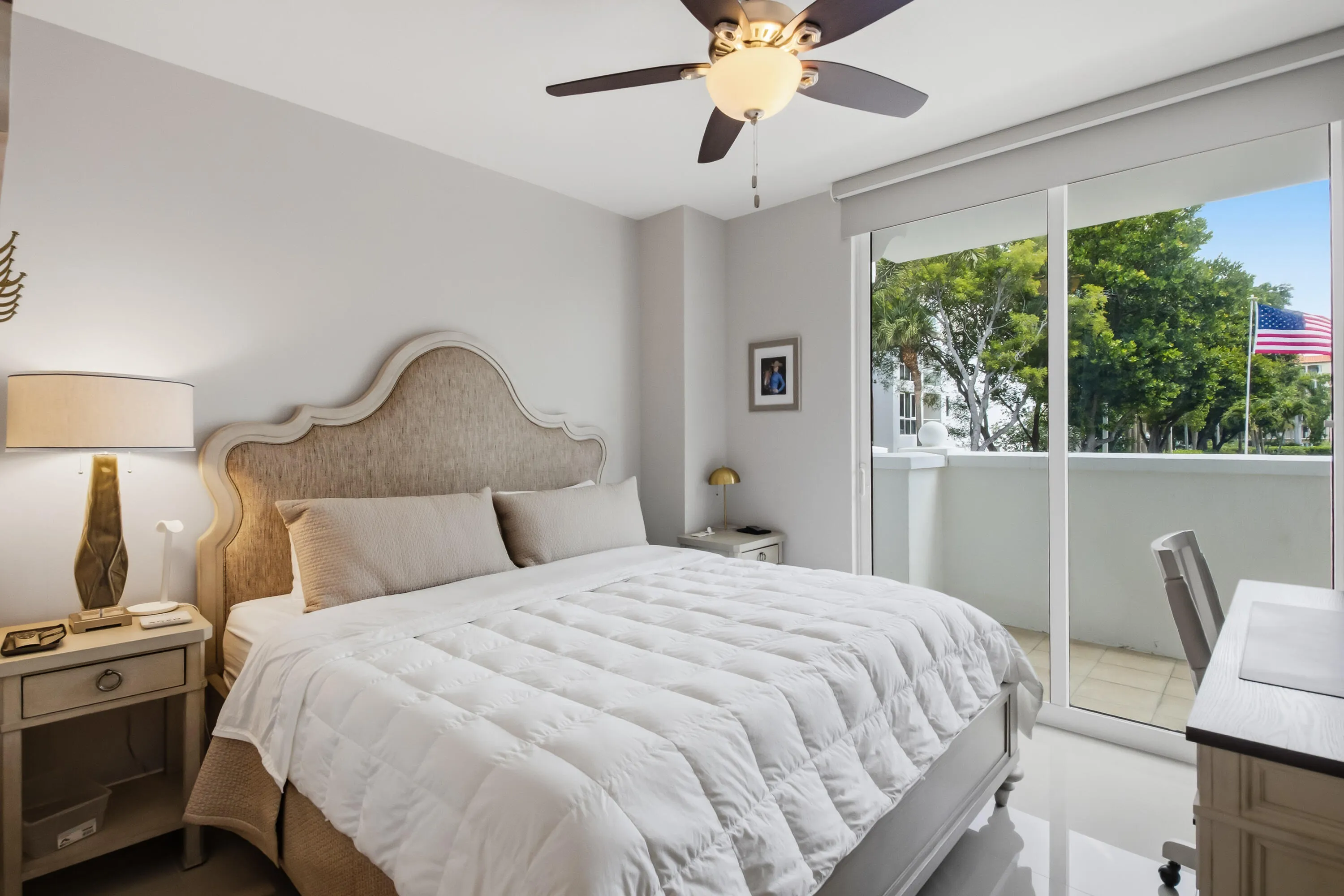 20260615-01-101 SE 20th Ave Unit 201, De