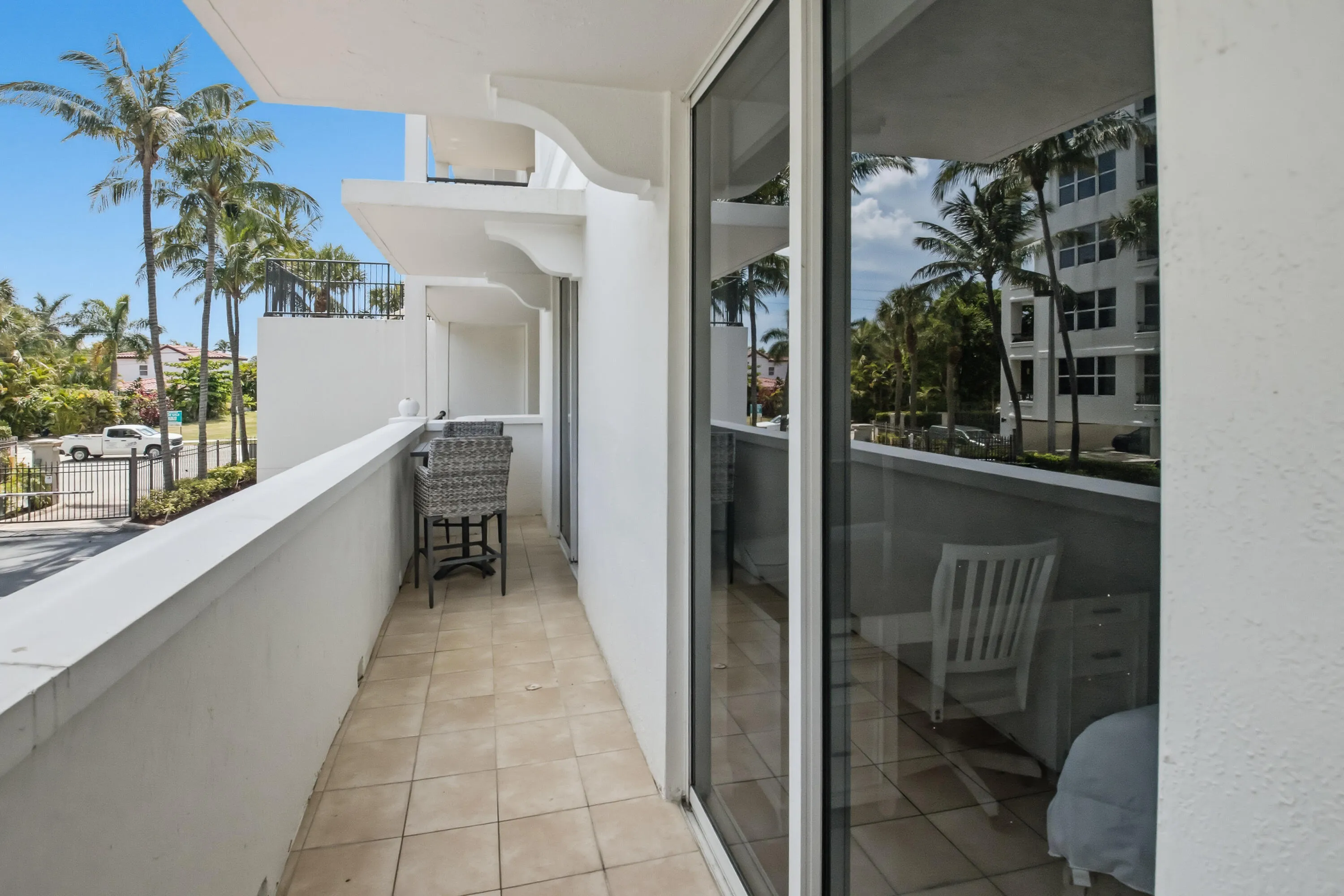 20260615-01-101 SE 20th Ave Unit 201, De