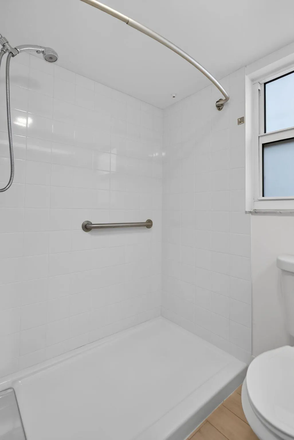 12-web-or-mls-3520-8485