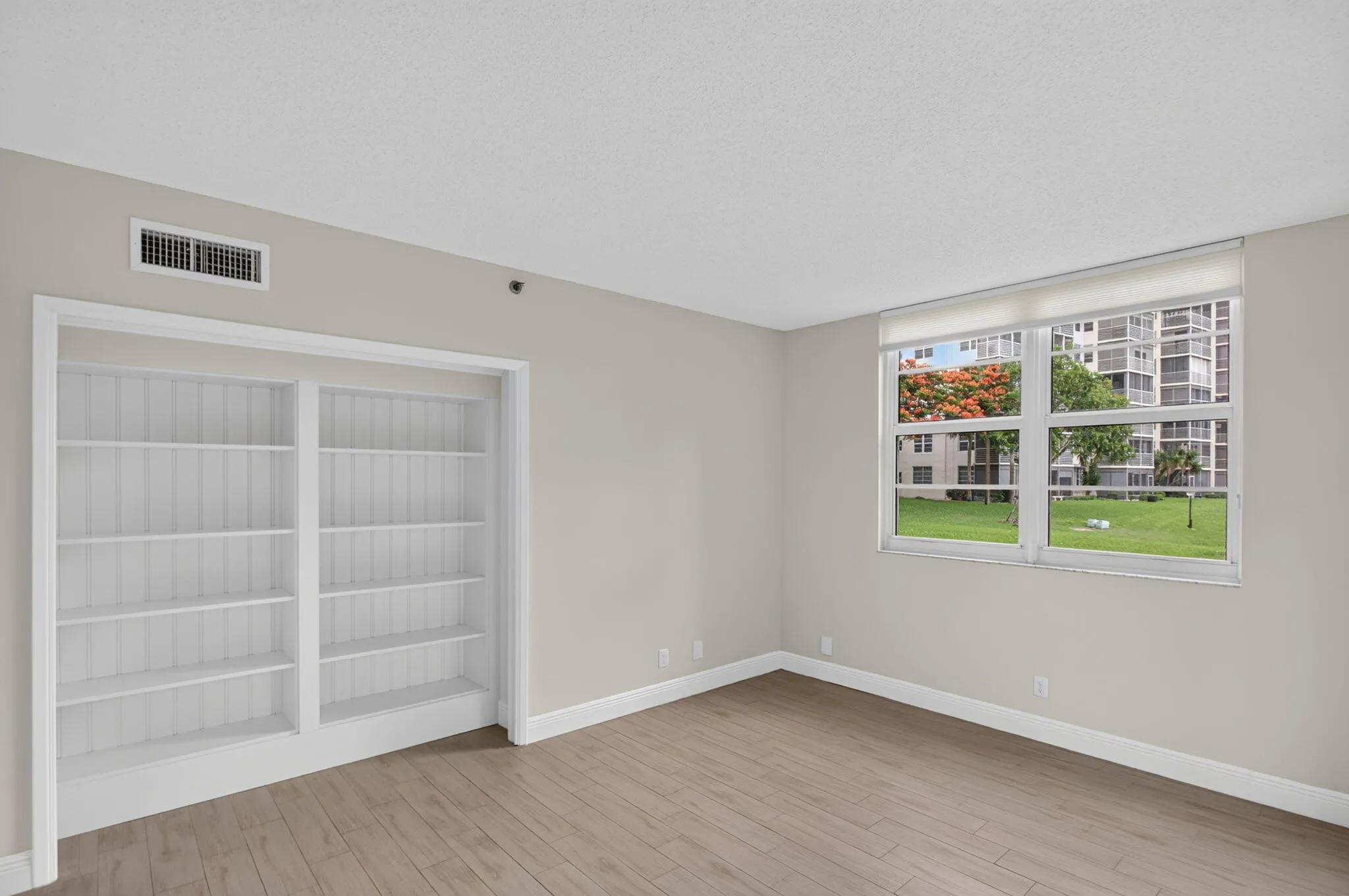 28-web-or-mls-3520-8565