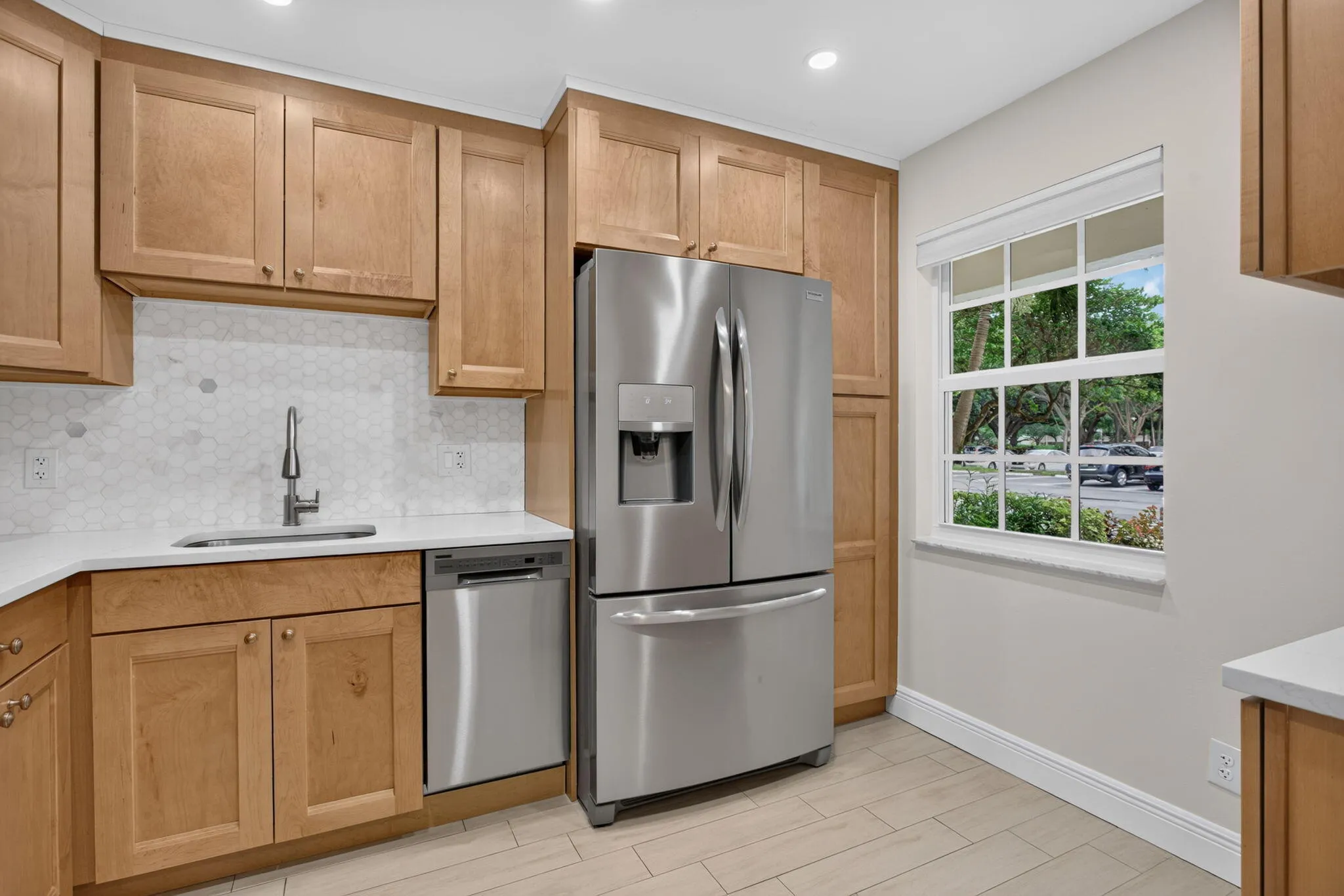 15-web-or-mls-3520-8501