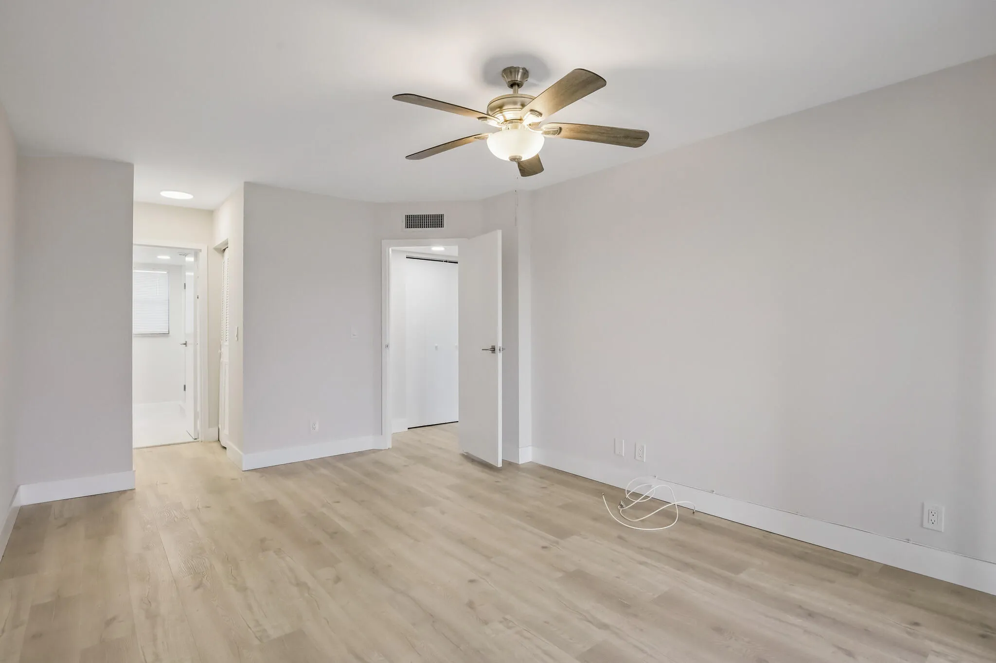 MASTER BR ENSUITE