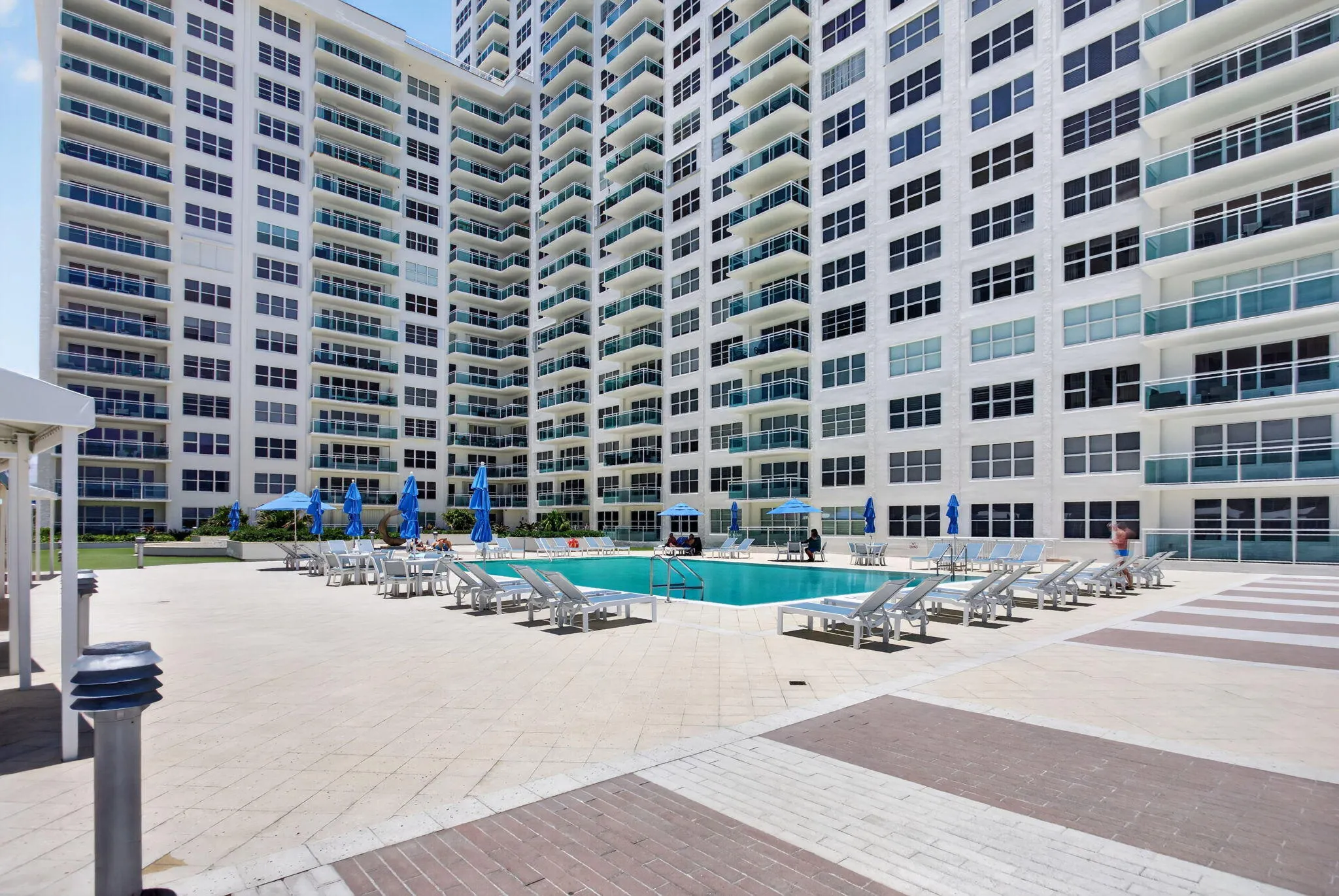 Oceanside Pool