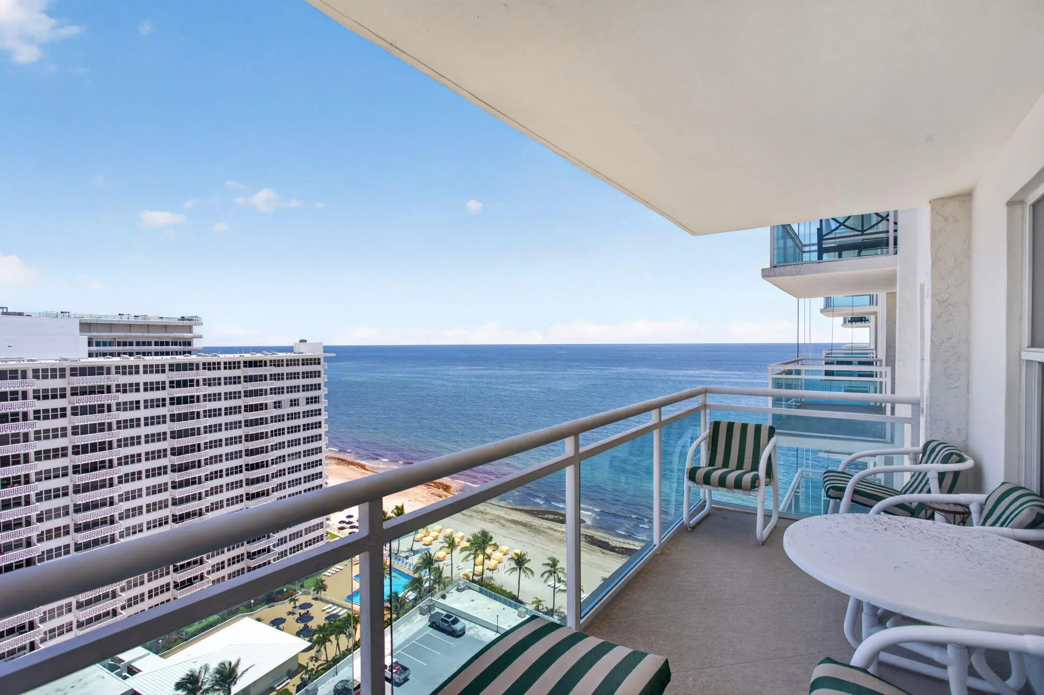 Beautiful Ocean View from Balcony!