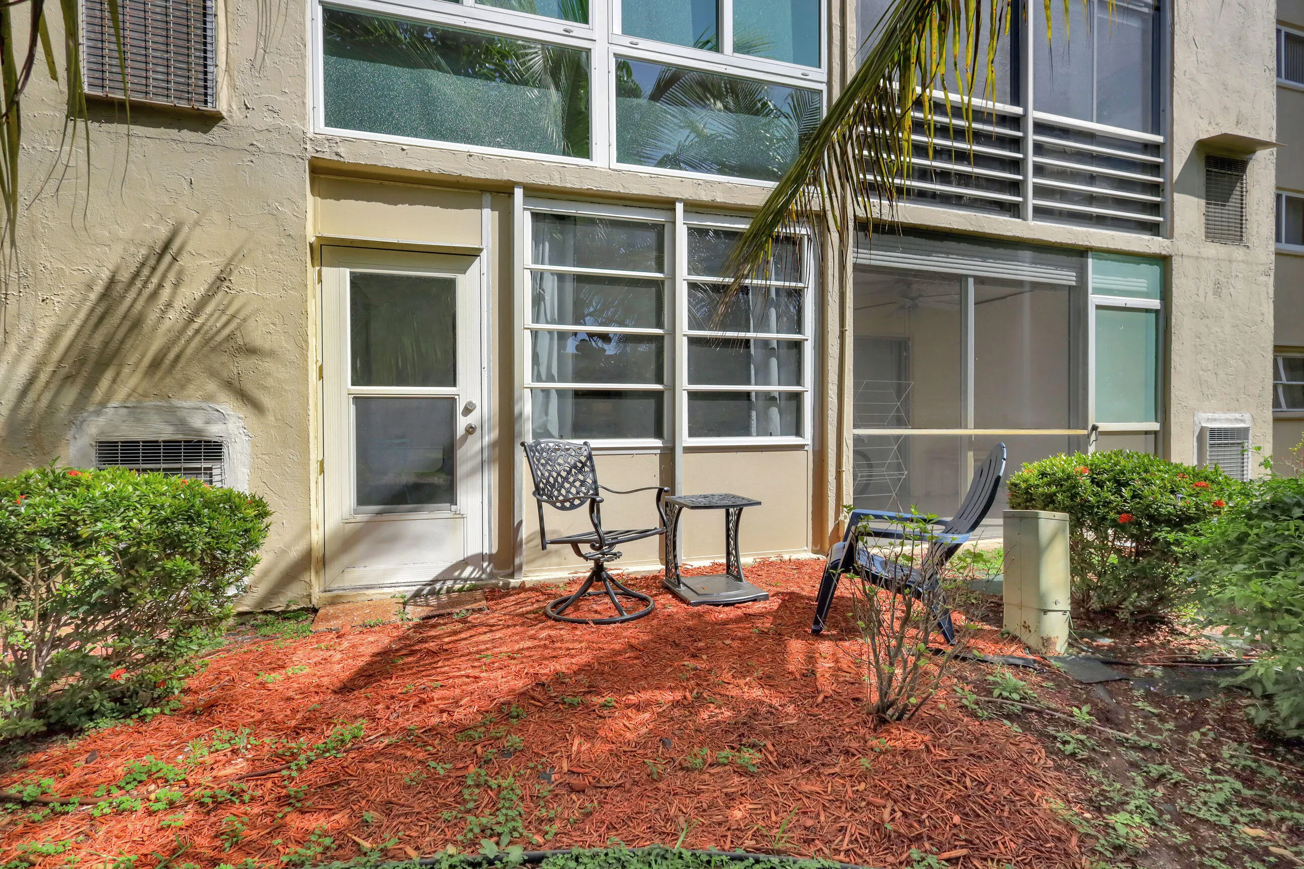 Patio 0 - Copy