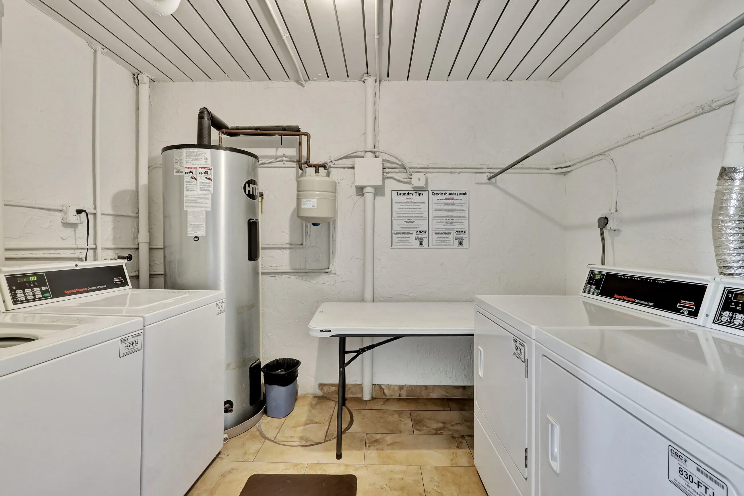 Laundry Room - Building