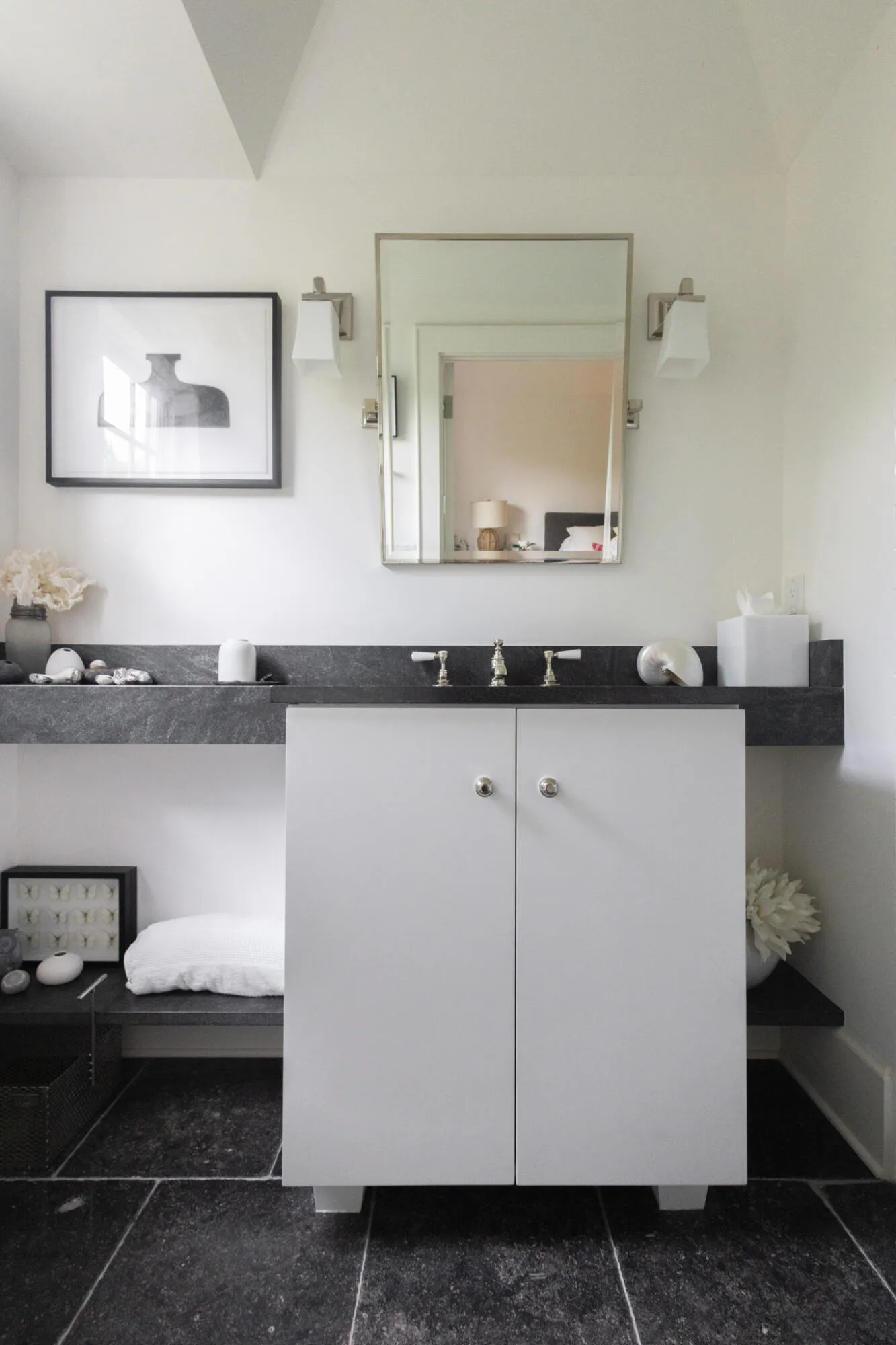 NM 22 Guest Bath 4
