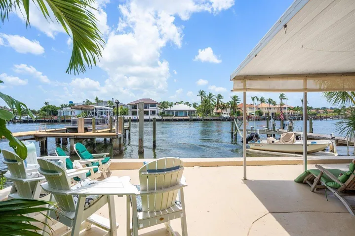 Patio Waterfront