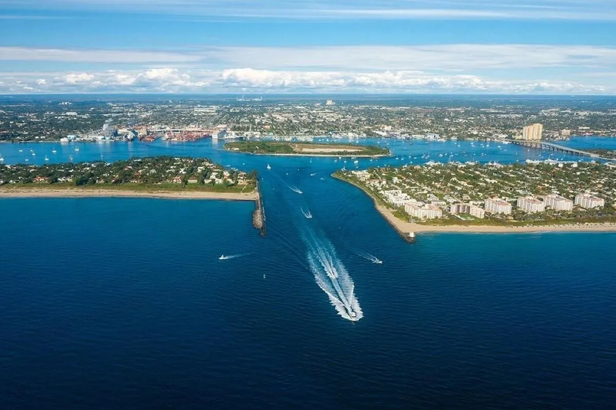 INLET VIEW - PALM BEACH ISLAND AND SINGER ISLAND; PEANUT ISLAND; PALM BEACH SHORES