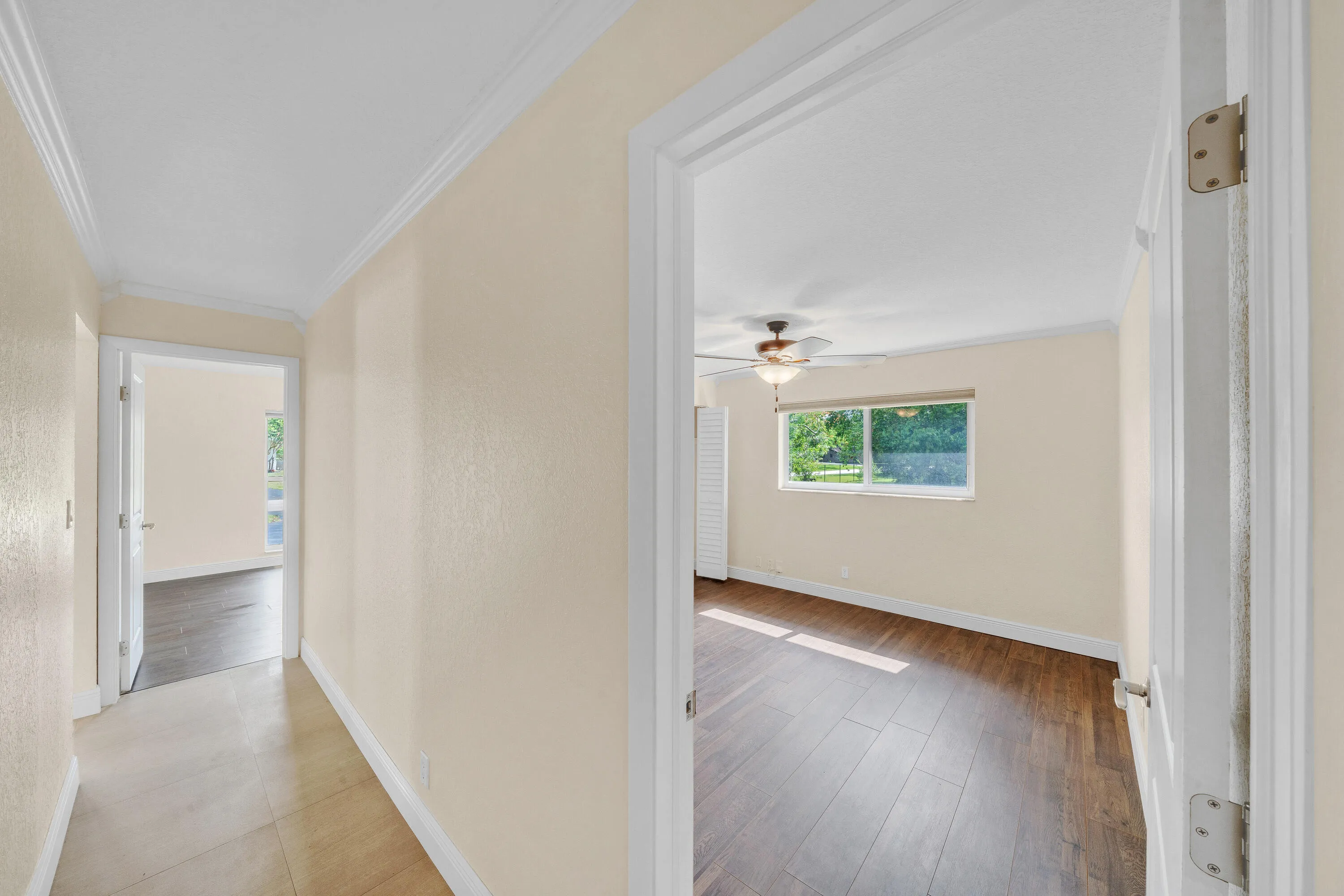 27 Guest Bedroom B (1)
