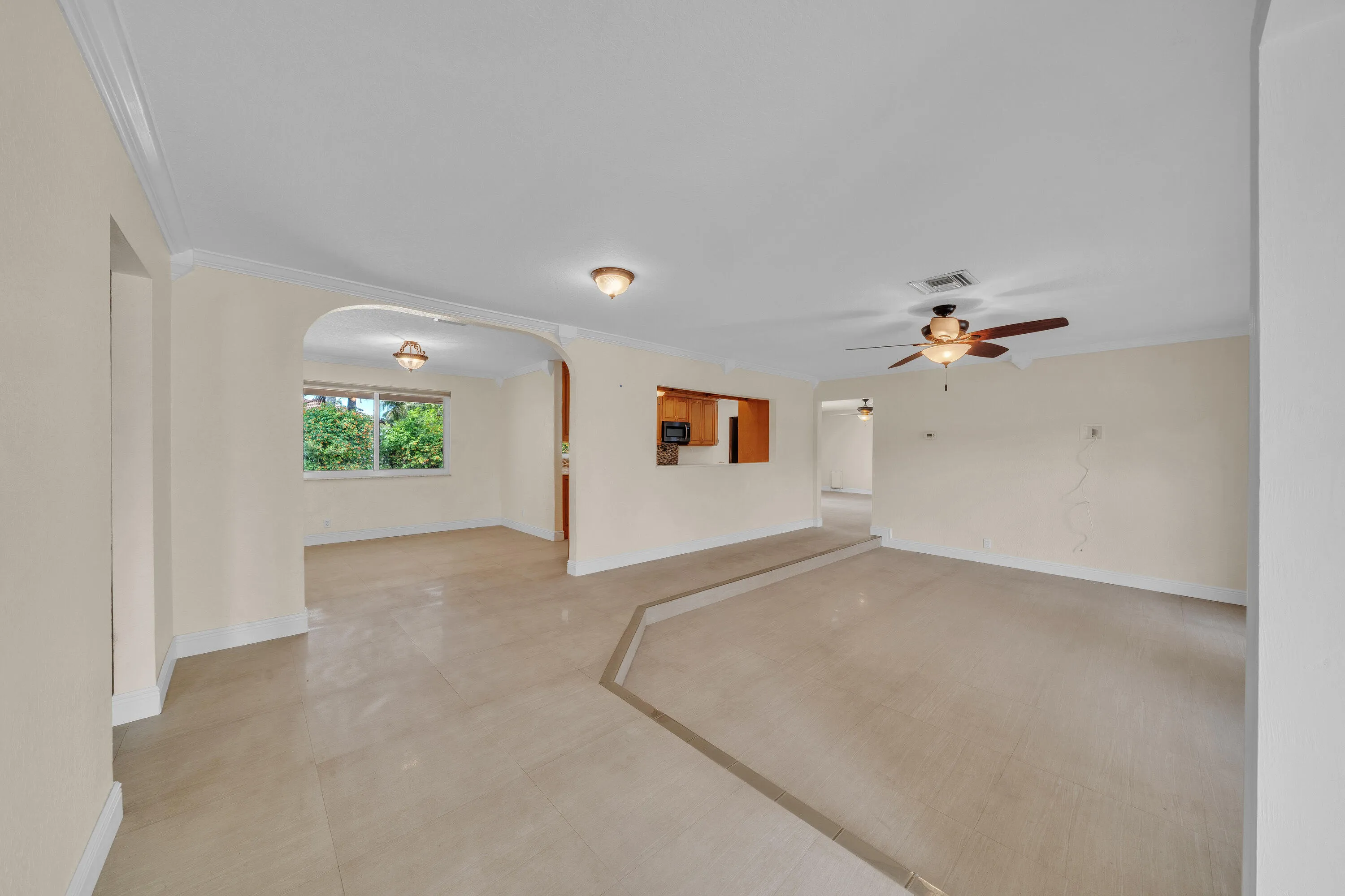 4 Living Area (1)