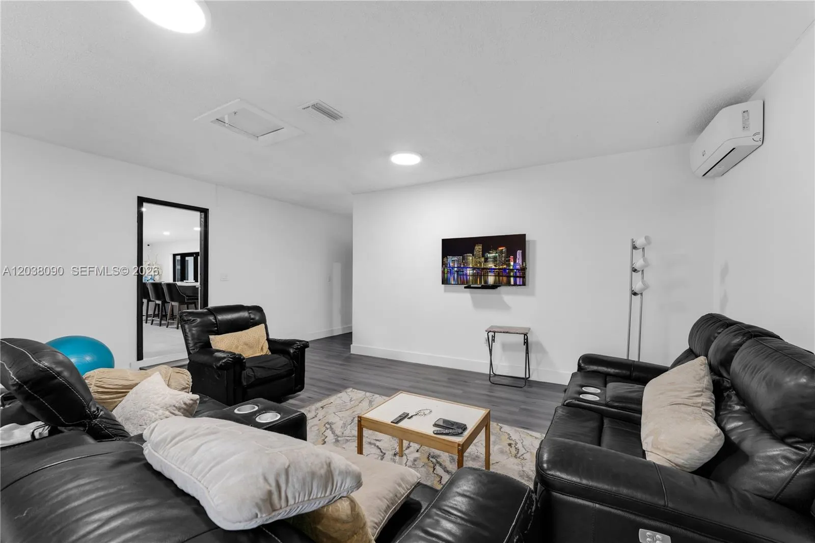 Property photo 25