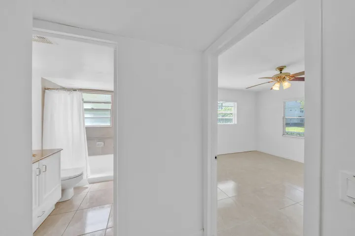 12 Bedroom B (1)