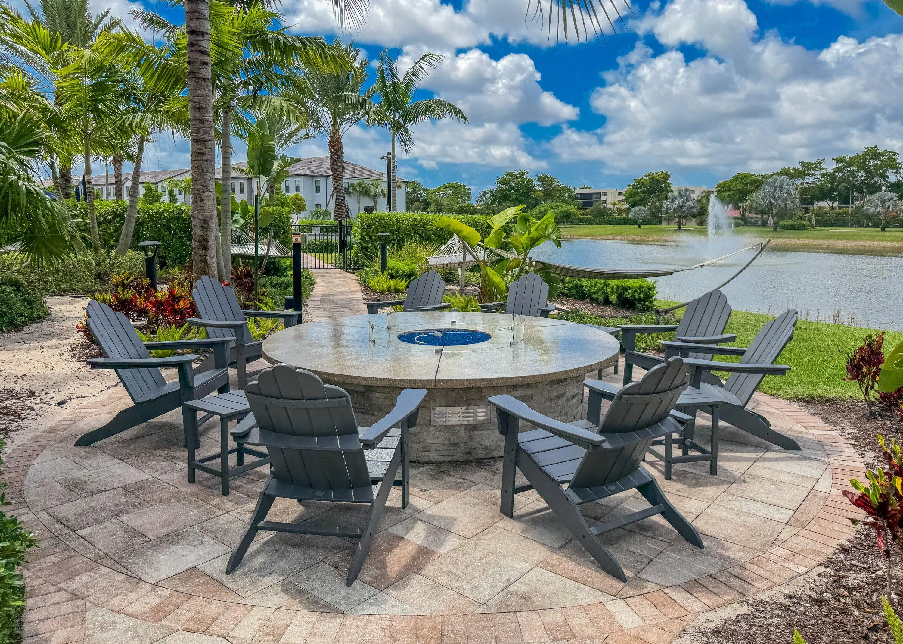 041-006-2370 Rollingwood ct-3000x2138