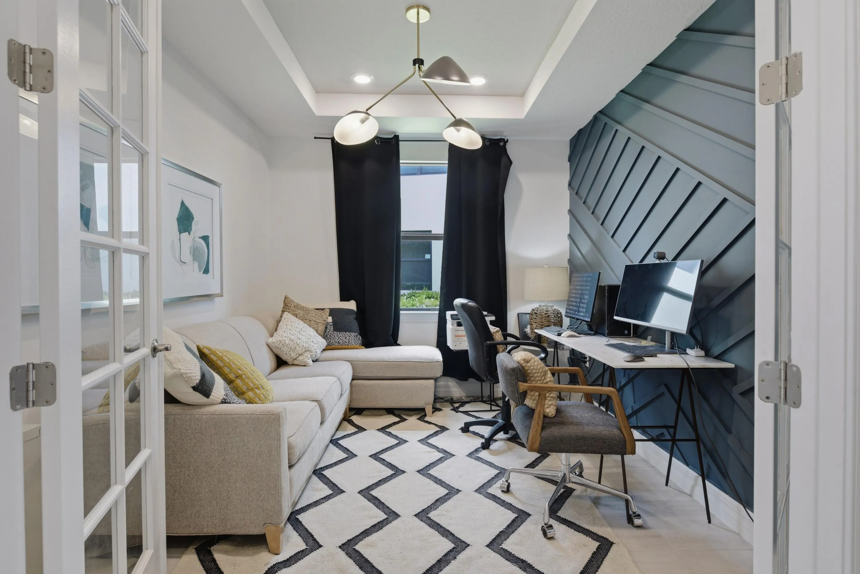 Den / Bedroom