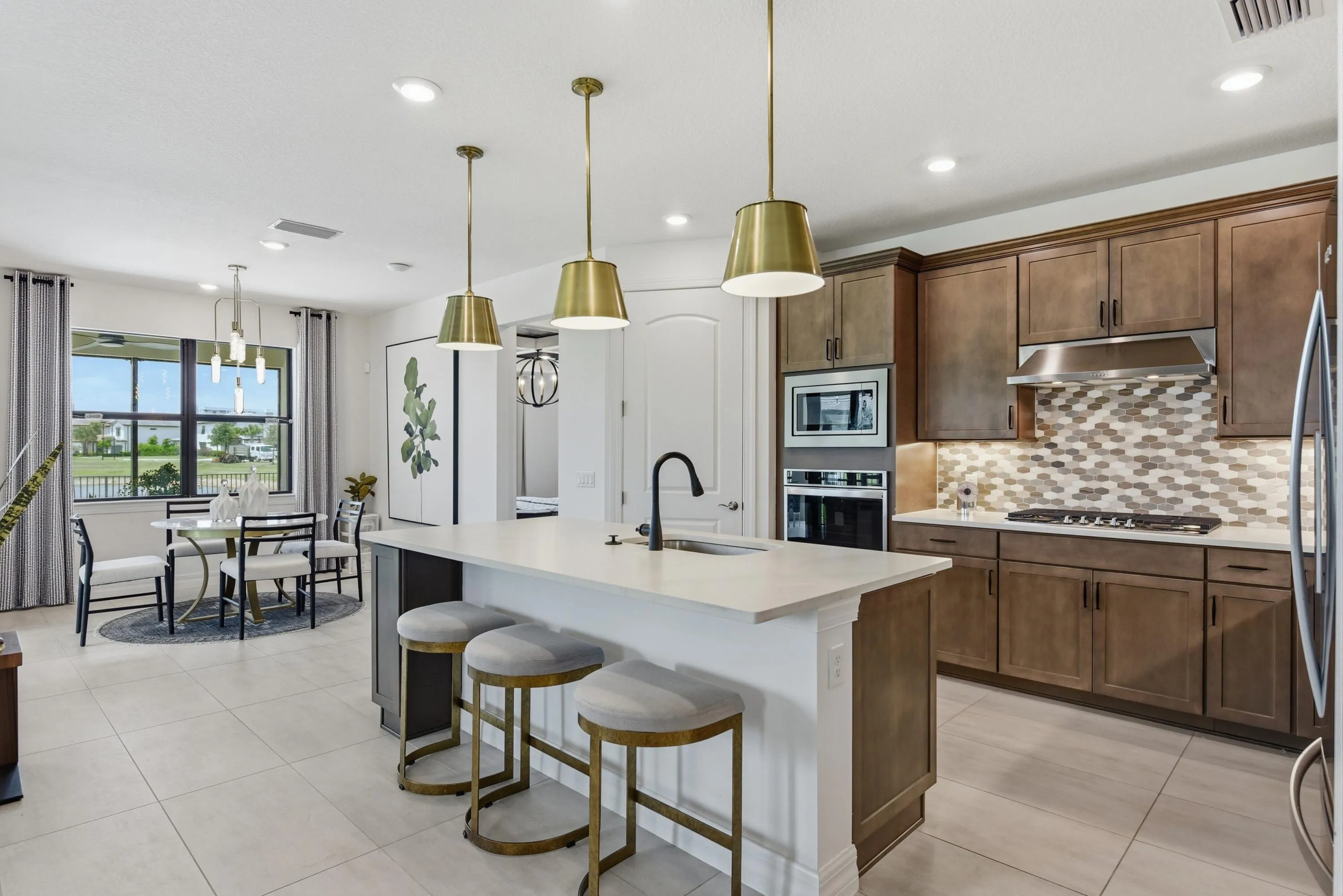 016-034-2370 Rollingwood ct-4200x2804