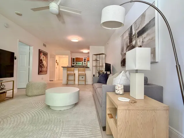 living area 2