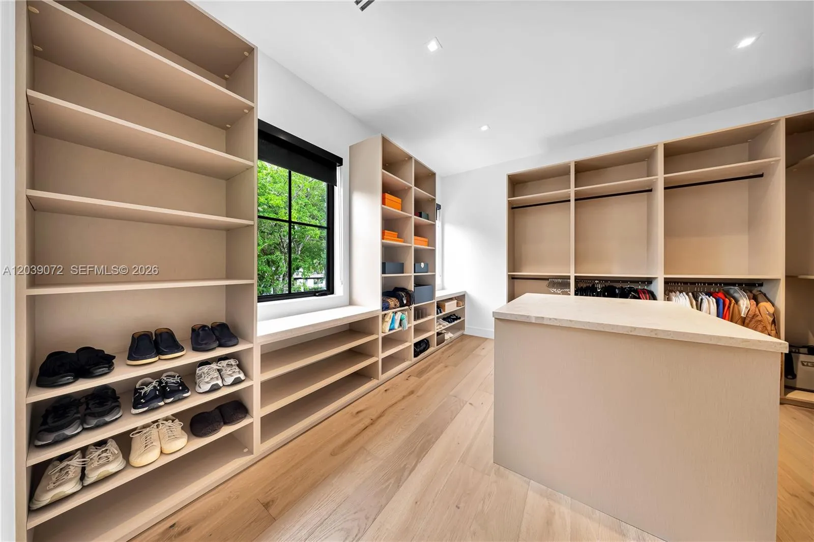 Property photo 50